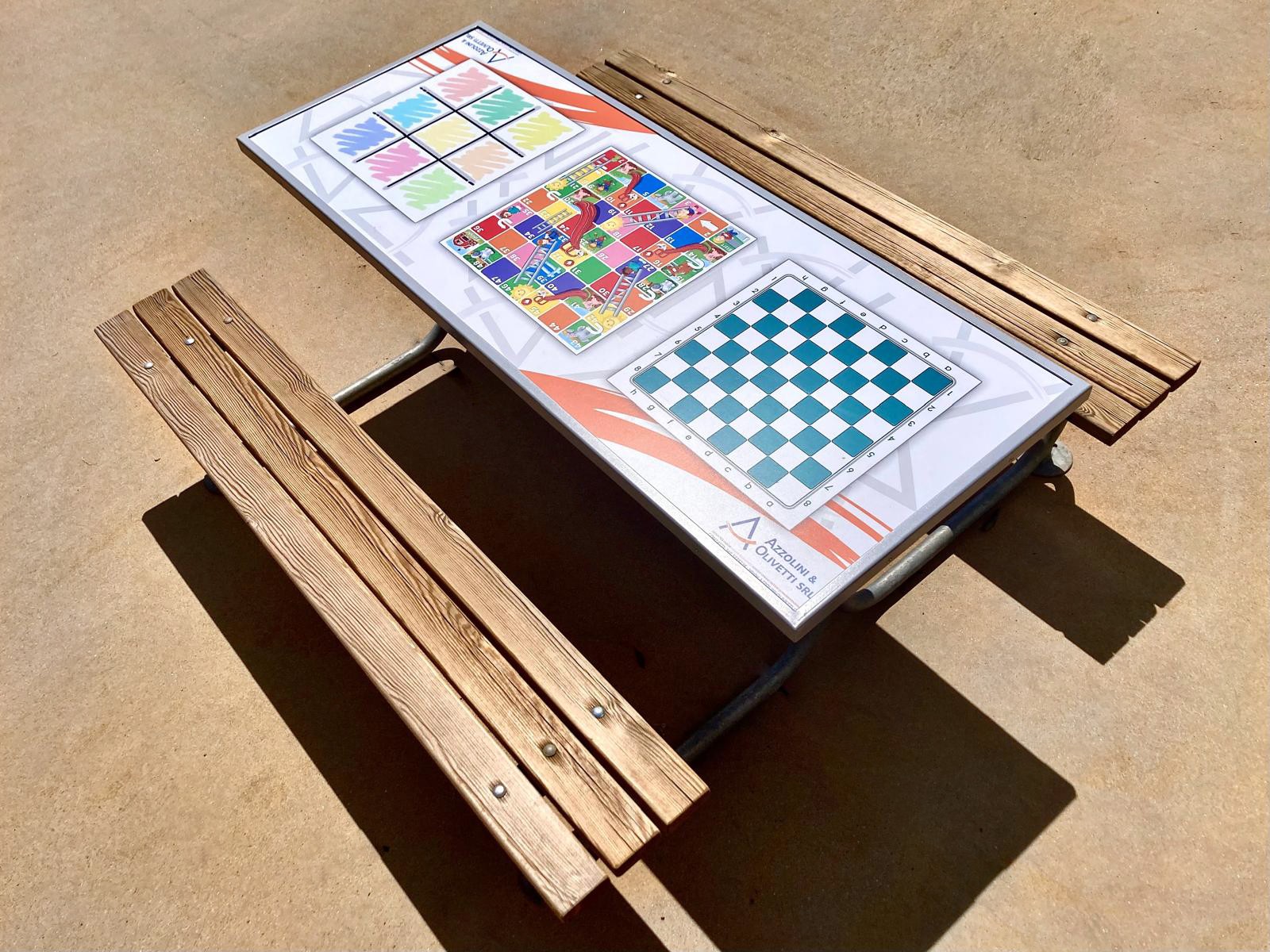 TAVOLO PICNIC CON PIANO GIOCO